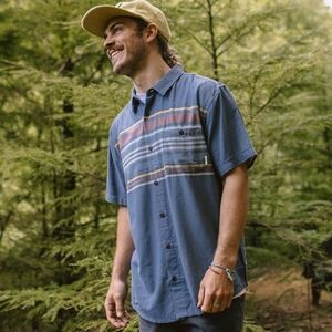 Passenger Ebb Organic Cotton Short Sleeve Shirt - Size Medium, NWT